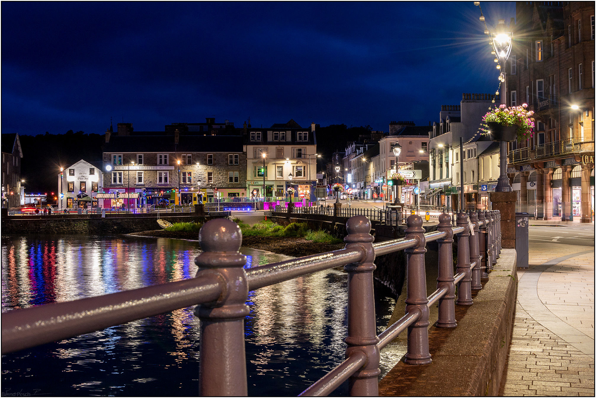 Oban bei Nacht